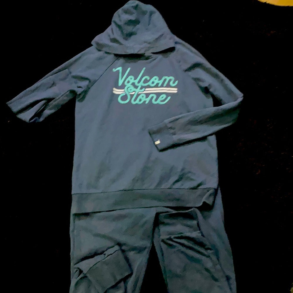 Volcom Jogging Suit